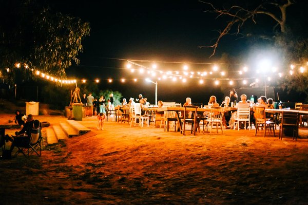 Quels campings en Vendée proposent des services de restauration ?